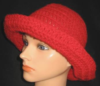 Floppy-red Bucket Hat
